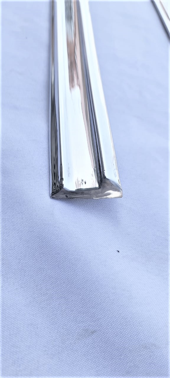 FRISOS DA CAIXA DE AR DO DODGE ANO 71 72 73